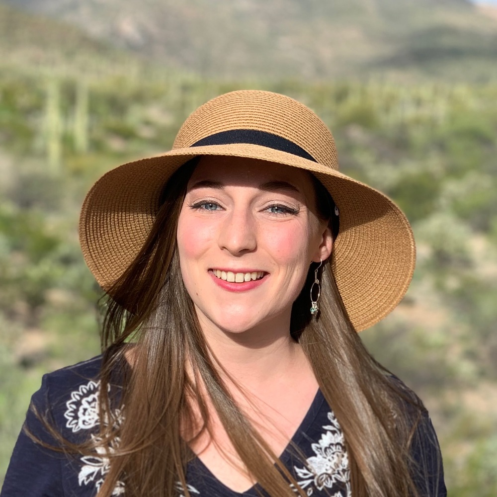 Meet your Posher, Rebecca